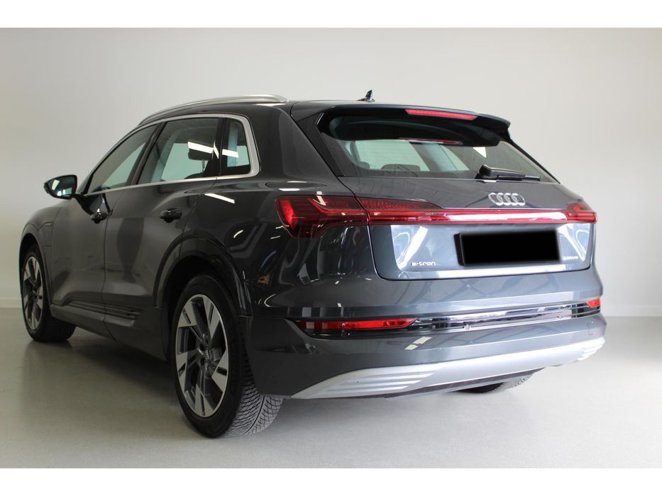 Audi Etron 50 Quattro - Elétrico