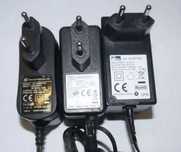 3x Zasilacz wtyczkowy 12V 1,5A 18W / 12V 1A 12W wtyk: 5,5mm x 2,1 mm