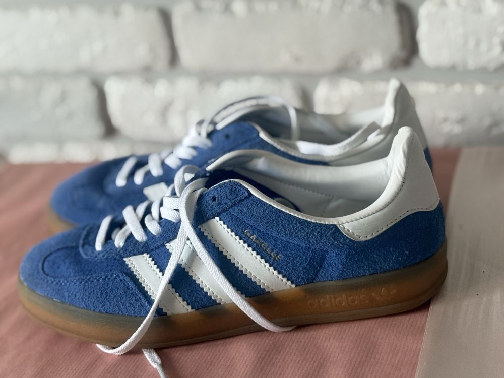 Замшеві кросівки adidas Originals Gazelle