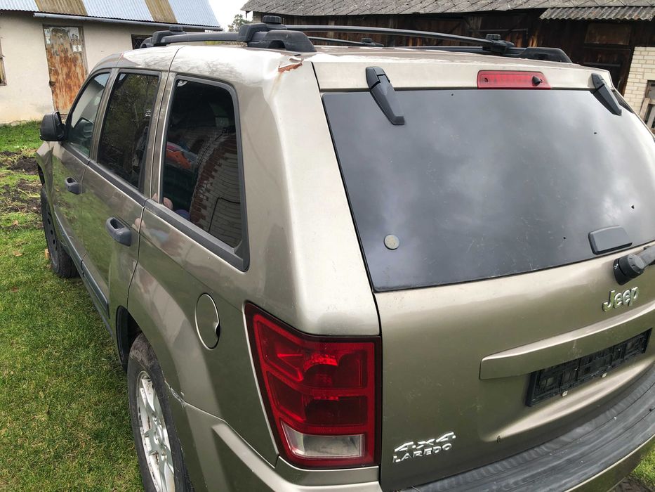 Jeep Grand Cherokee 4x4 LAREDO 2006r. 3.7 V6 Pb + LPG - uszkodzony