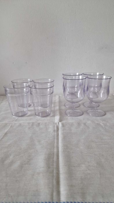 Zestaw kempingowy kieliszki do wina + szklanki