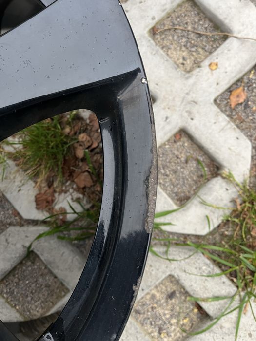 Felgi Borbet 2 szt. 5x108 8j Ford Volvo