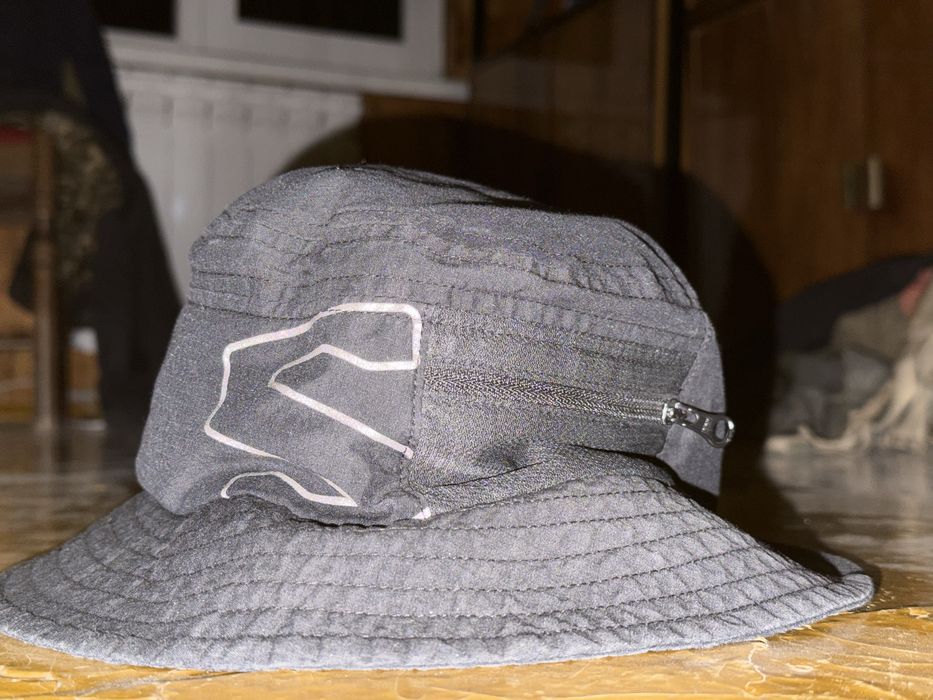 Панама Salomon чорна