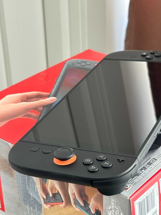Nintendo Switch 2 + подарунок!