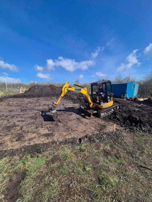 Оренда гусеничного міні-екскаватора JCB 8030 Львів та область