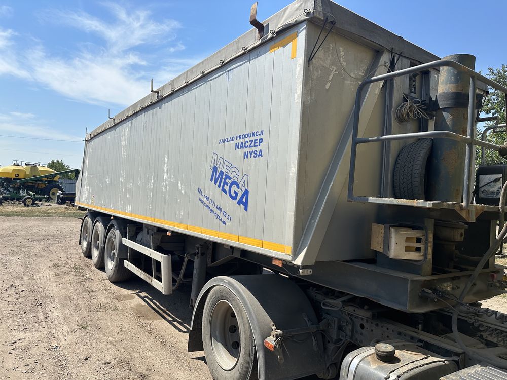 напівпричіп (полуприцеп) зерновоз MEGA MNW самоскид 42 куба