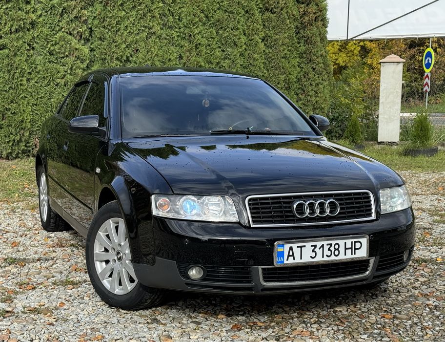 Продам Audi A4.