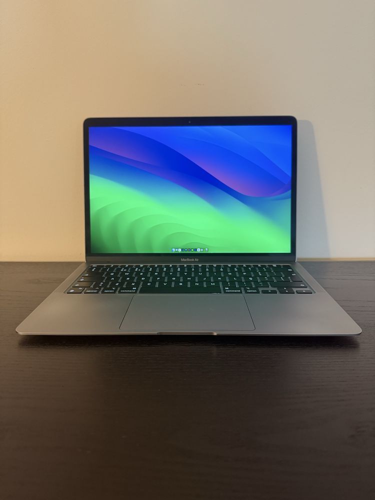 MacBook Air 13” (2020) – Apple M1 – 16GB RAM – 512GB SSD