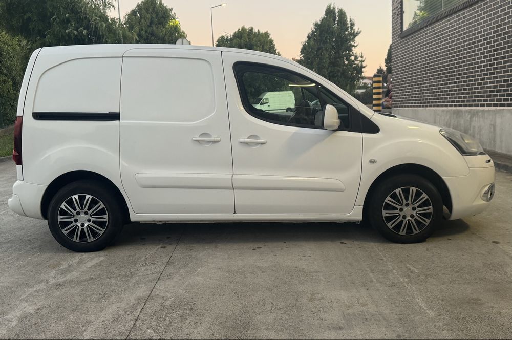 Peugeot Partner 1.6 HDi | 3 lugares