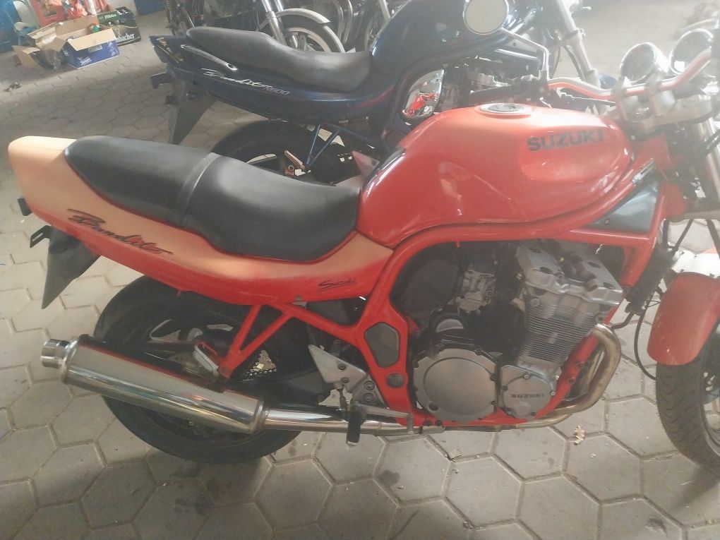 Suzuki bandit 600 w całości lub na części
