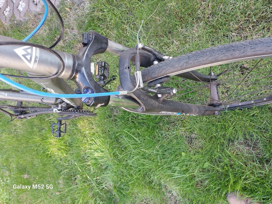 Rower crossowy Vellberg explorer 28 cali, rama 21.