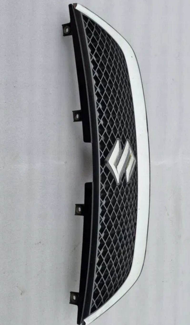 Grill Atrapa chłodnicy Suzuki Grand Vitara Ii 2