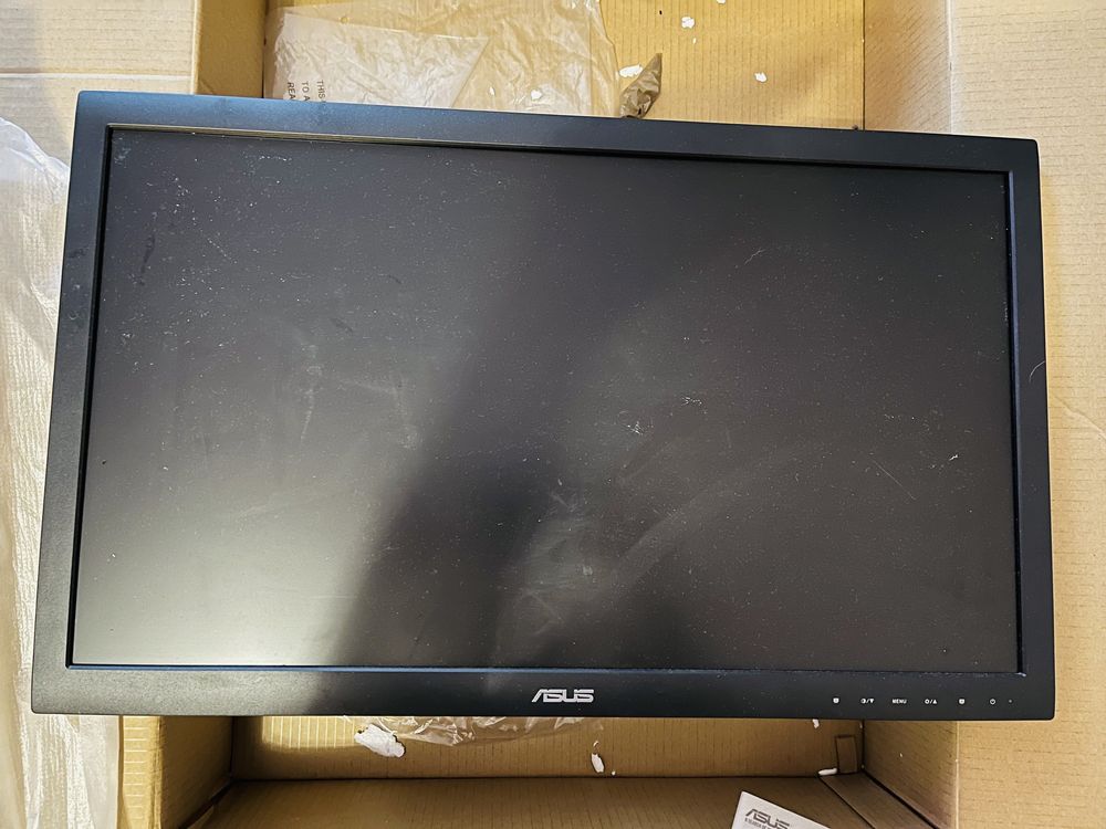 Monitor ASUS VS247 + ramie do mocowania