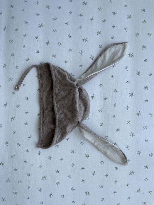 Jesienna czapka bonetka H&M rozmiar 62/68 z uszkami królik brązowa