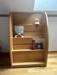 Sosonowa biblioteczka montessori