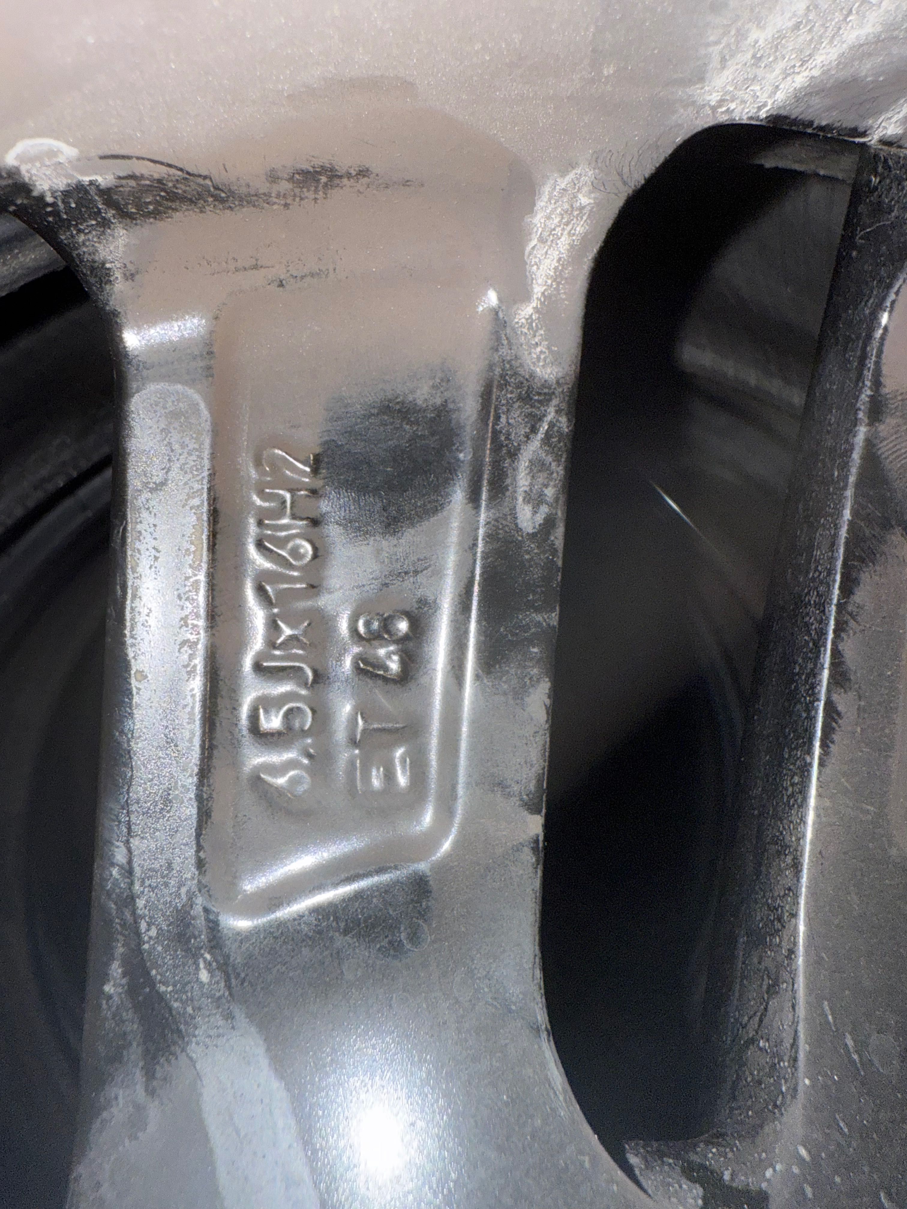 Felgi aluminiowe VW OE ET 48 6,5jx160 5x112