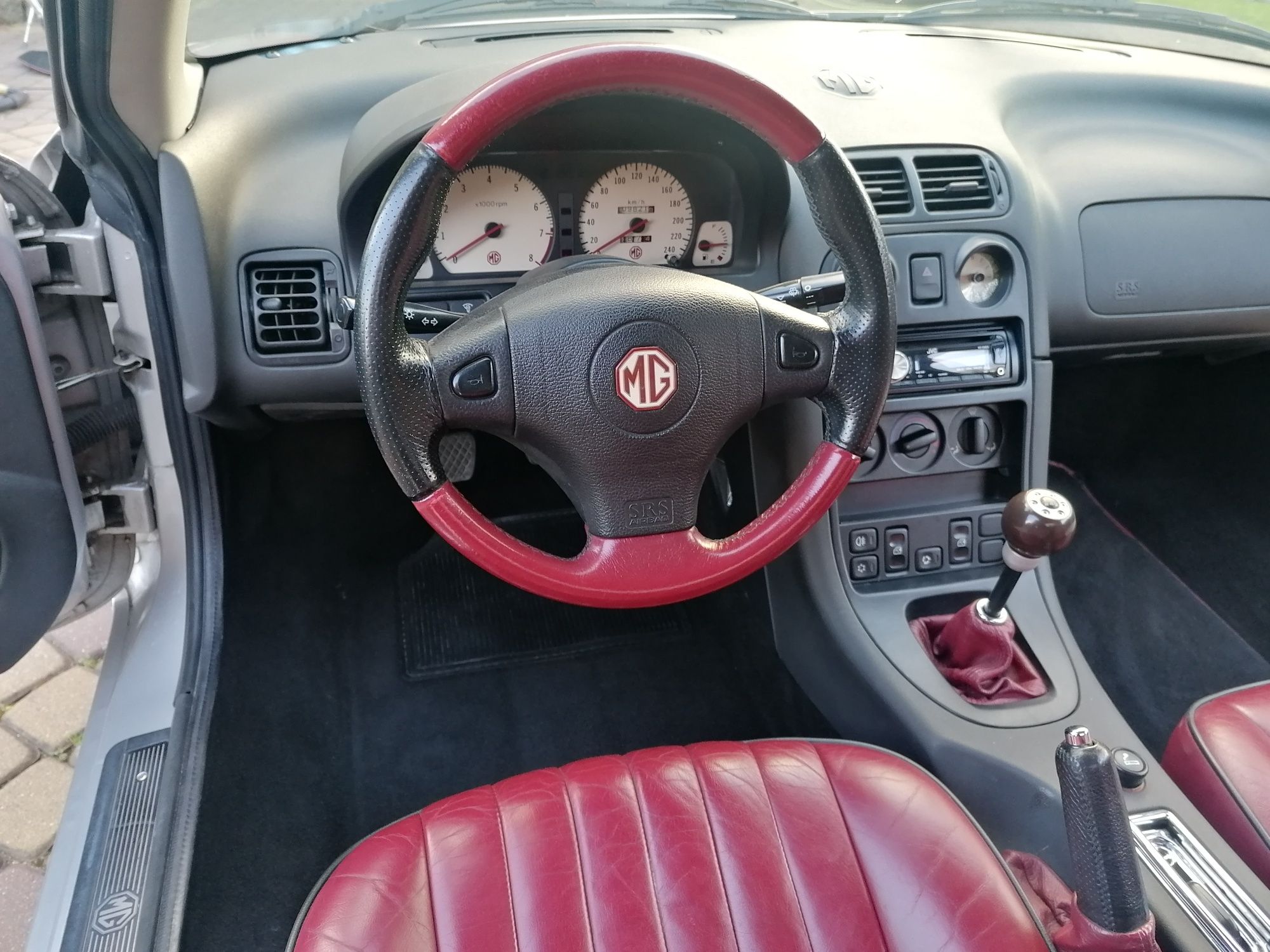 MGF Cabrio 1.8 benzyna