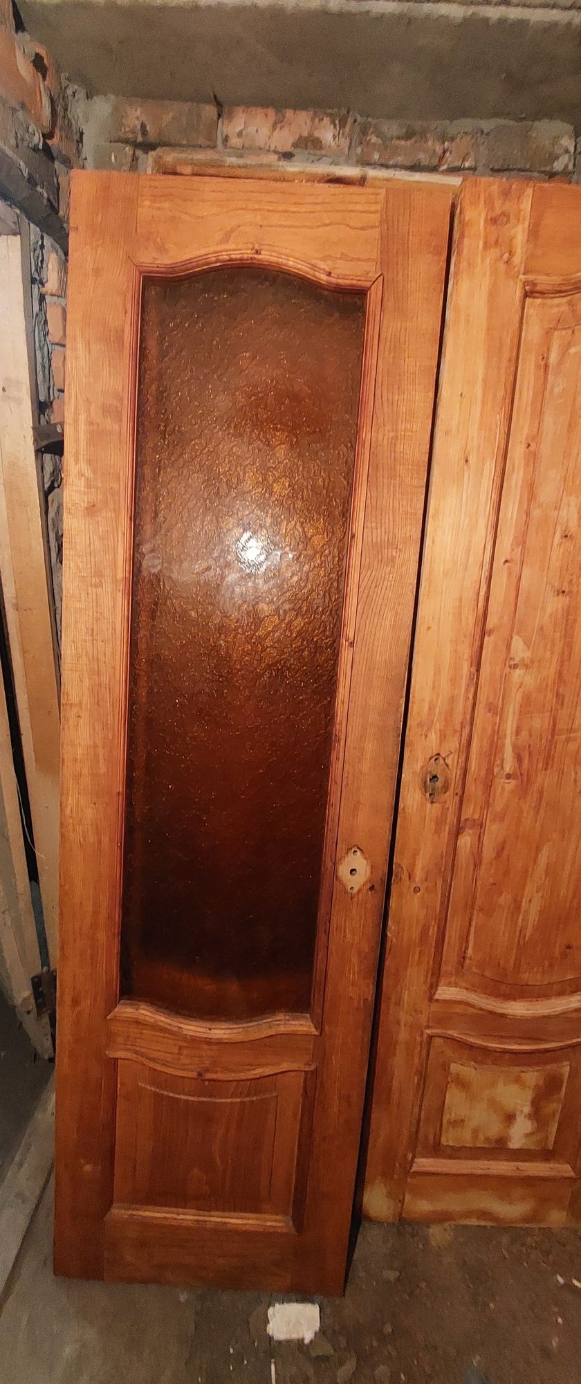 Двері деревяні міжкімнатні