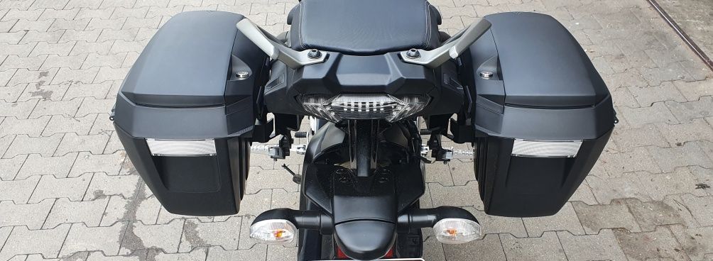 Kufry Boczne Shad z stelażem stelaże kufer boczny Yamaha Mt09 Tracer