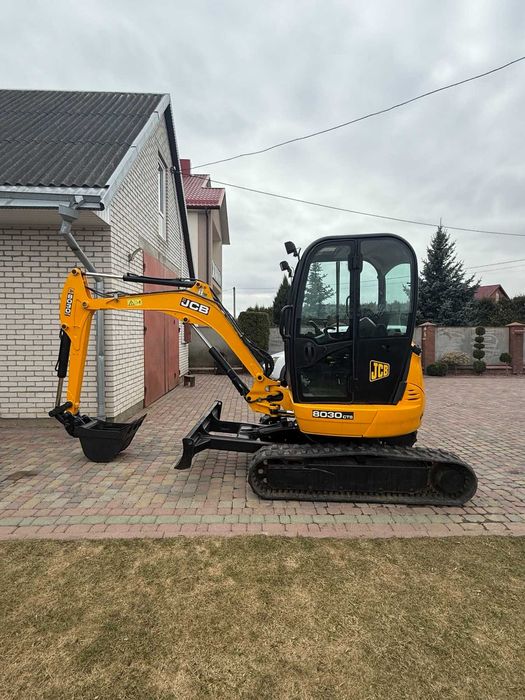 Оренда послуги міні екскаватора JCB. Аренда услуги мини экскаватора
