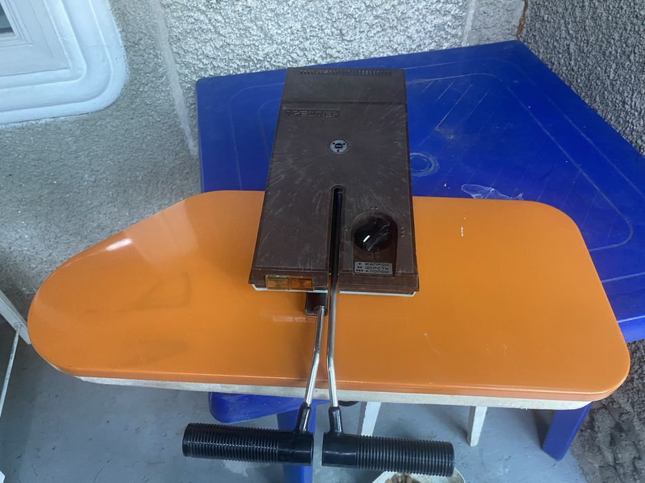 Електричний прасувальний прес Престер