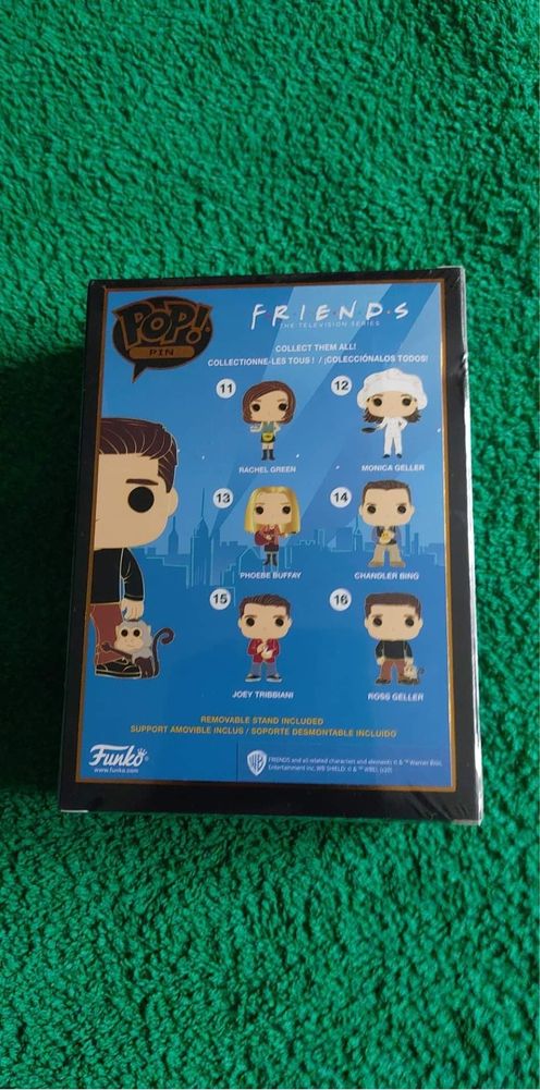 Funko POP! Pins Friends Ross Geller  with Monkey 16