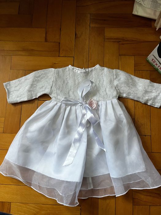 Sukienka niemowlęca biała na długi rękaw na chrzest ślub 80 z koronką