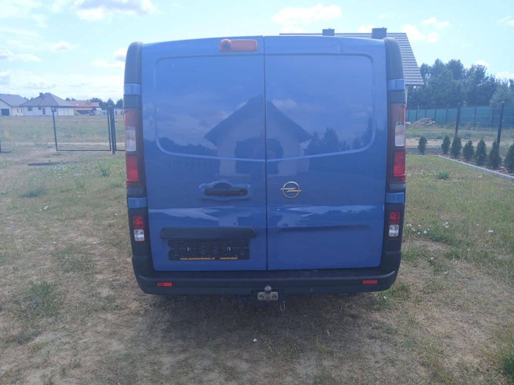 Opel Vivaro long