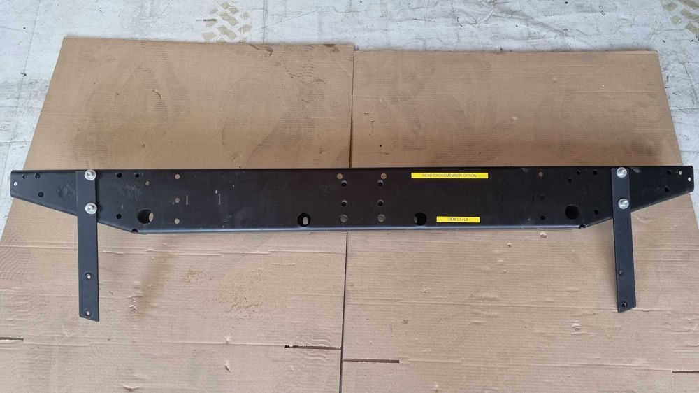 Tylna belka ramy zderzaka Land Rover Defender