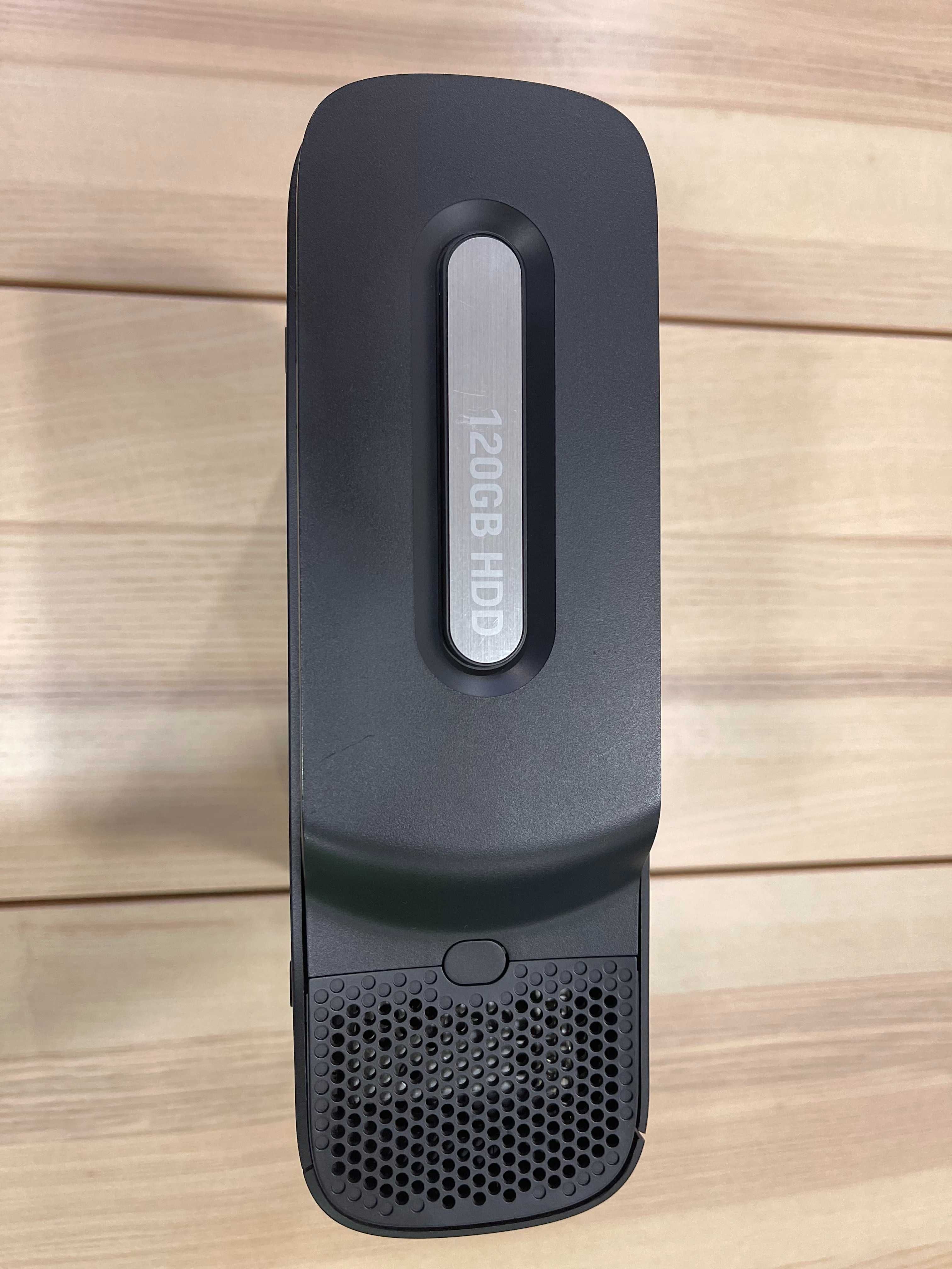 XBOX 360 c/muitos acessórios