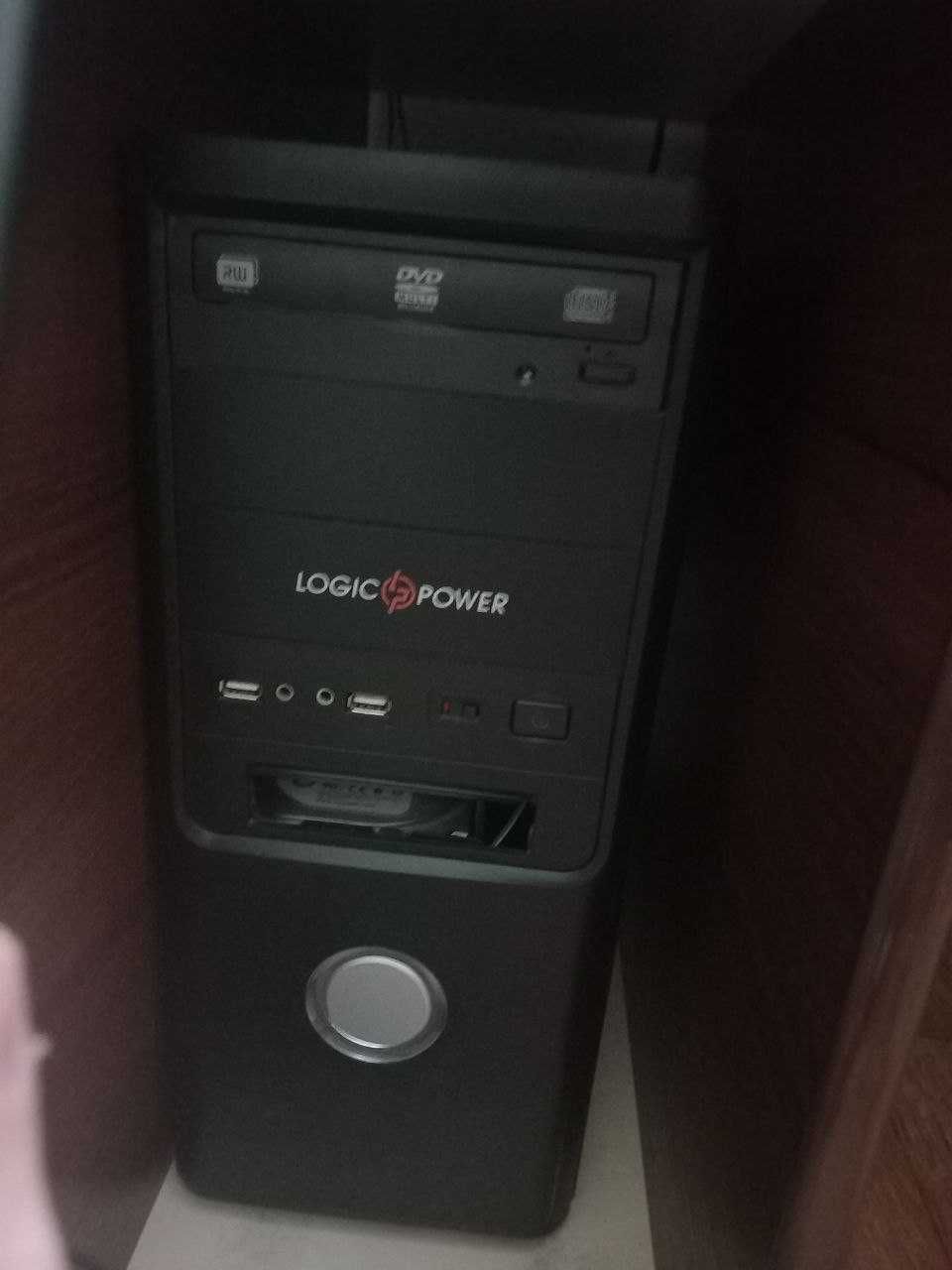 Комп'ютер LogicPower