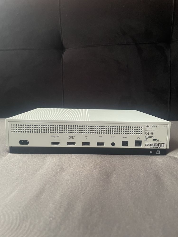 xbox one s 500gb bez pada