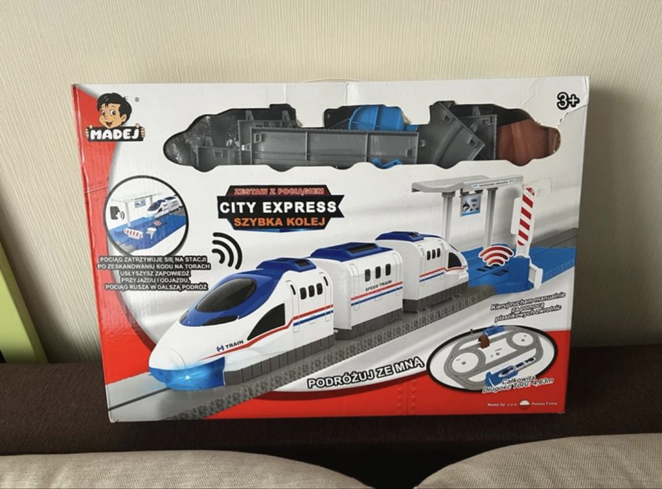 Szybka kolej Pociąg z zapowiedziami