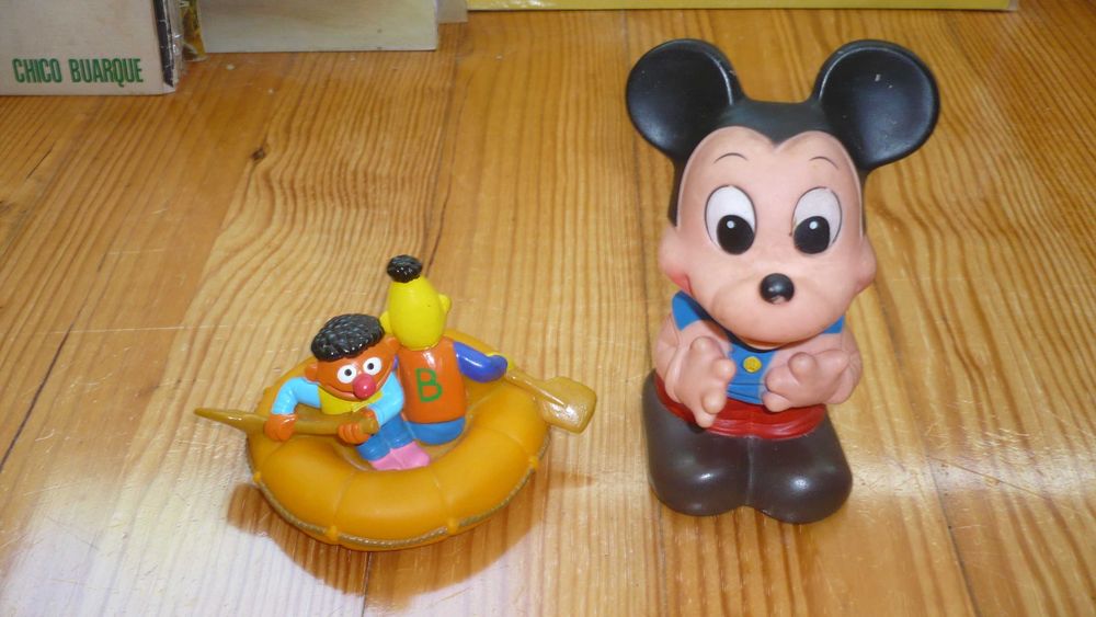 Bonecos de Chiar em PVC - Antigos