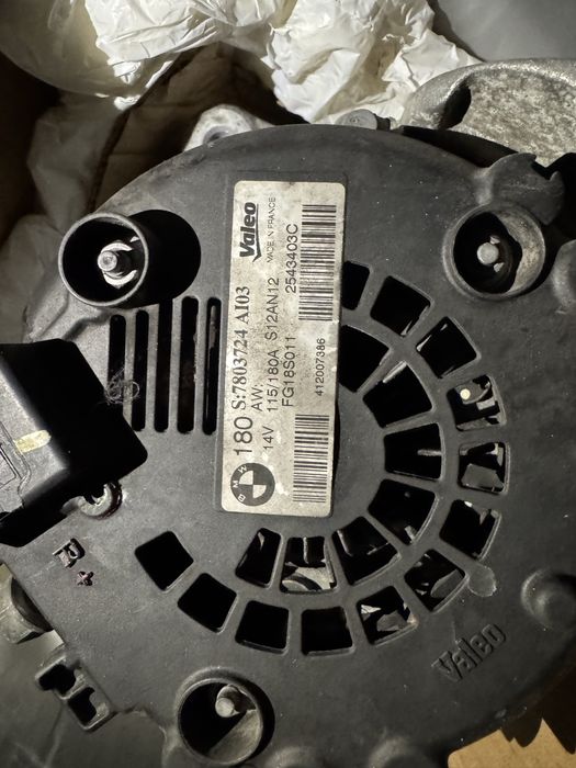 BMW X6 E71 40dX N57S — Compressor AC avariado + Alternador (Peças)