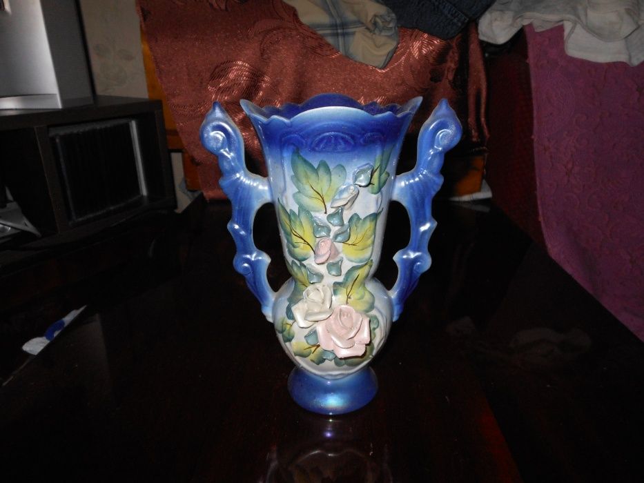 Ваза для цветов с 2-мя ручками