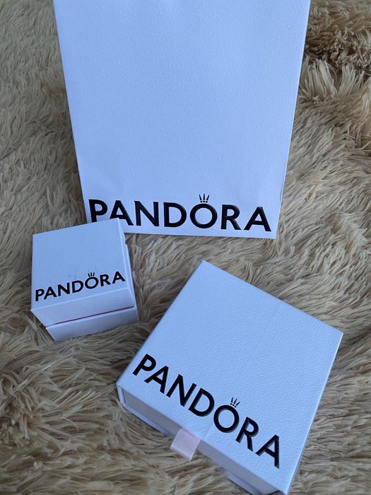 Пандора фірмові коробки /пакети