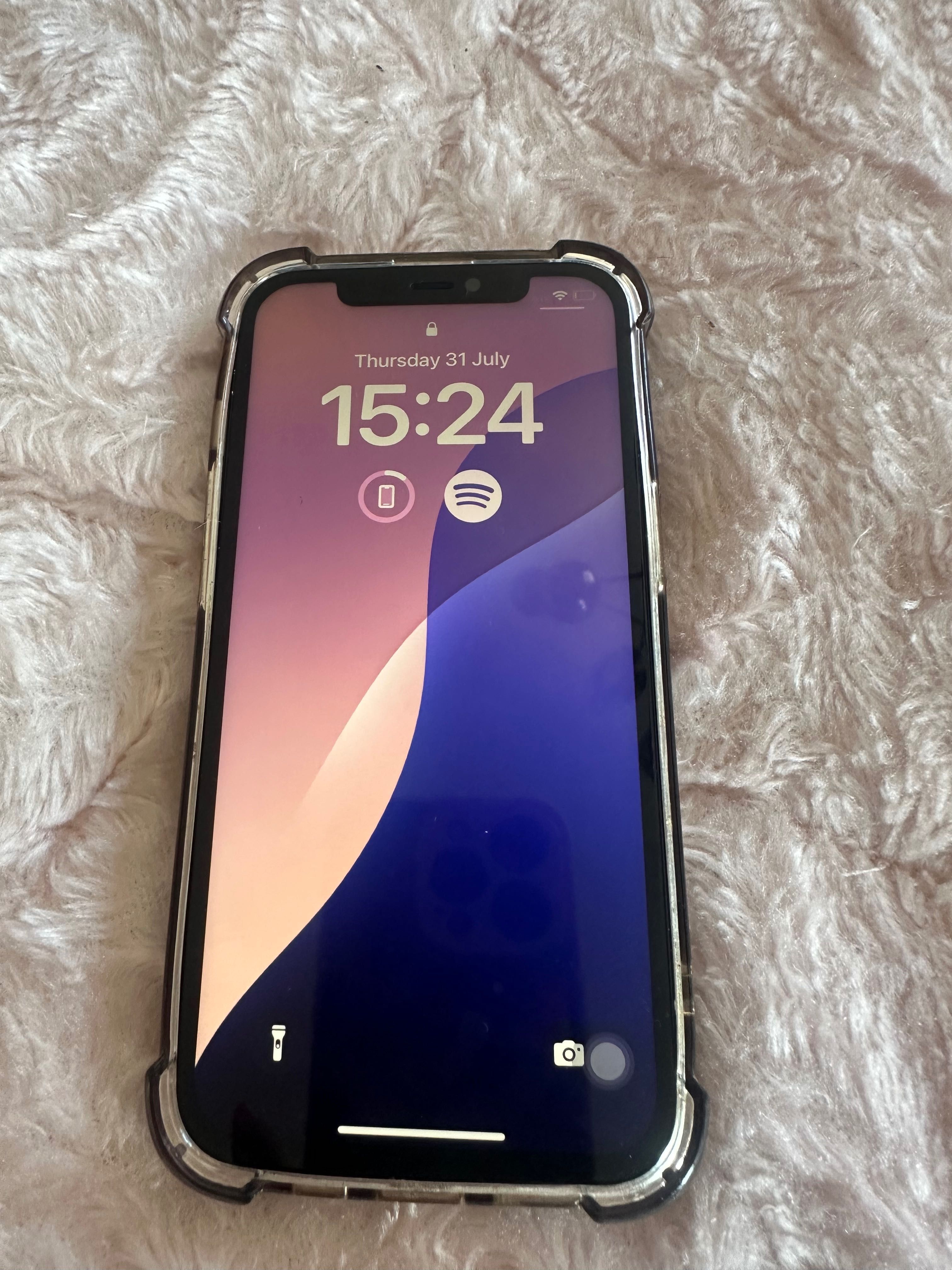 iPhone 12 64GB Preto