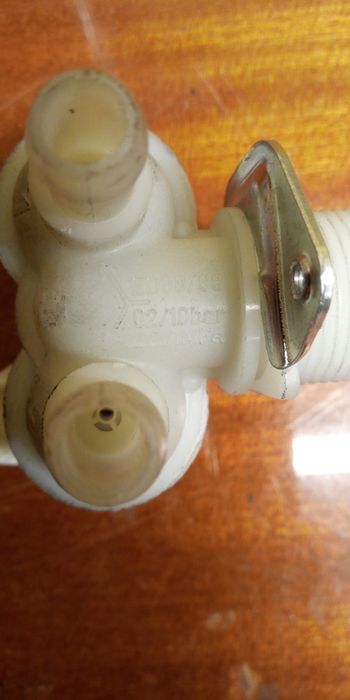 Elektrozawór pralka Whirlpool