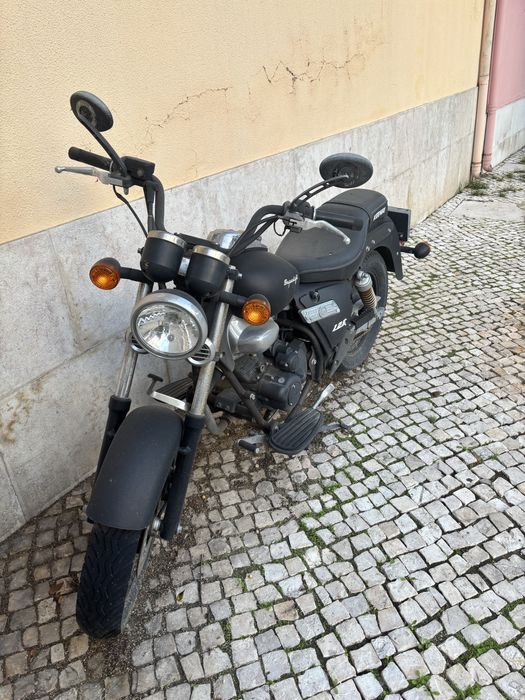 Keeway Superlight 125