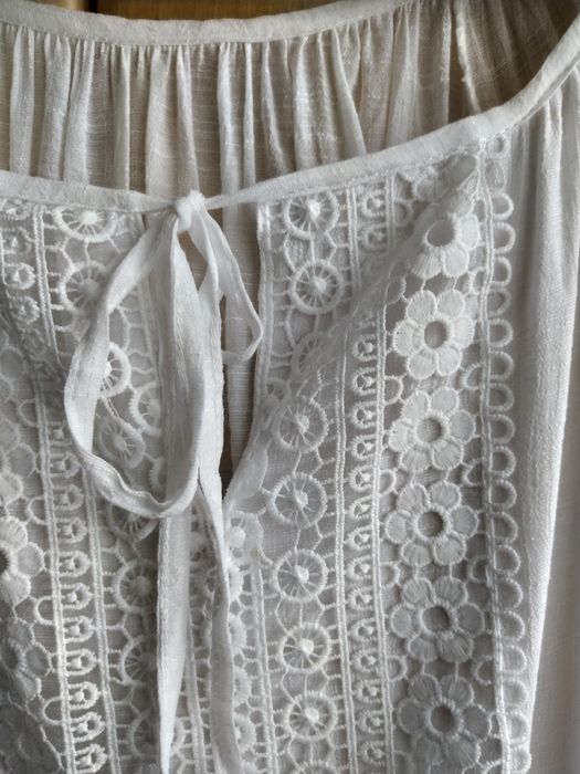 Bluzeczka koronkowa biała M/L tunika