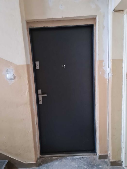 DRZWI, OKNA, ROLETY – profesjonalny montaż i naprawa  z gwarancją