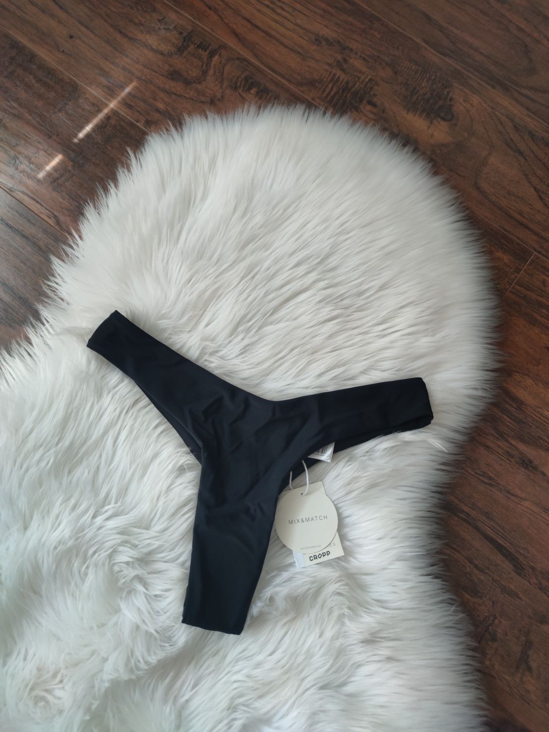 Czarne stringi Bikini rozmiar S