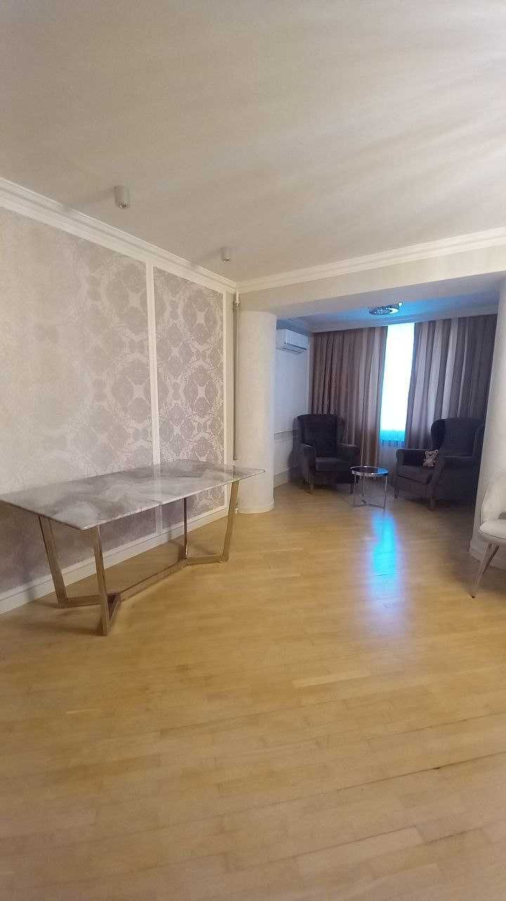 Сдам  3-к квартиру  91м с ремонтом, техникой, в районе парка Шевченко