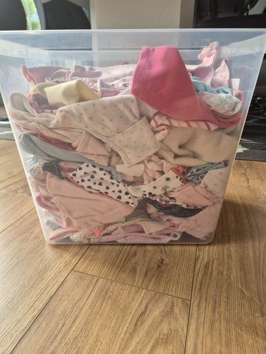 Zestaw ubranek dla dziewczynki 56/62 cm