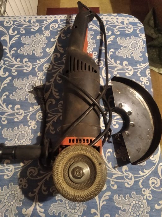 Болгарка ушм мшк-2300П