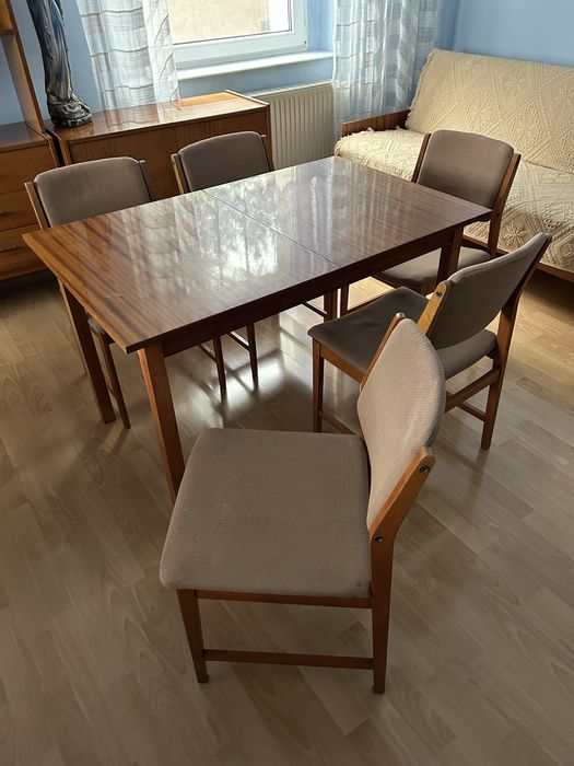 Stół rozkladany + krzesła PRL