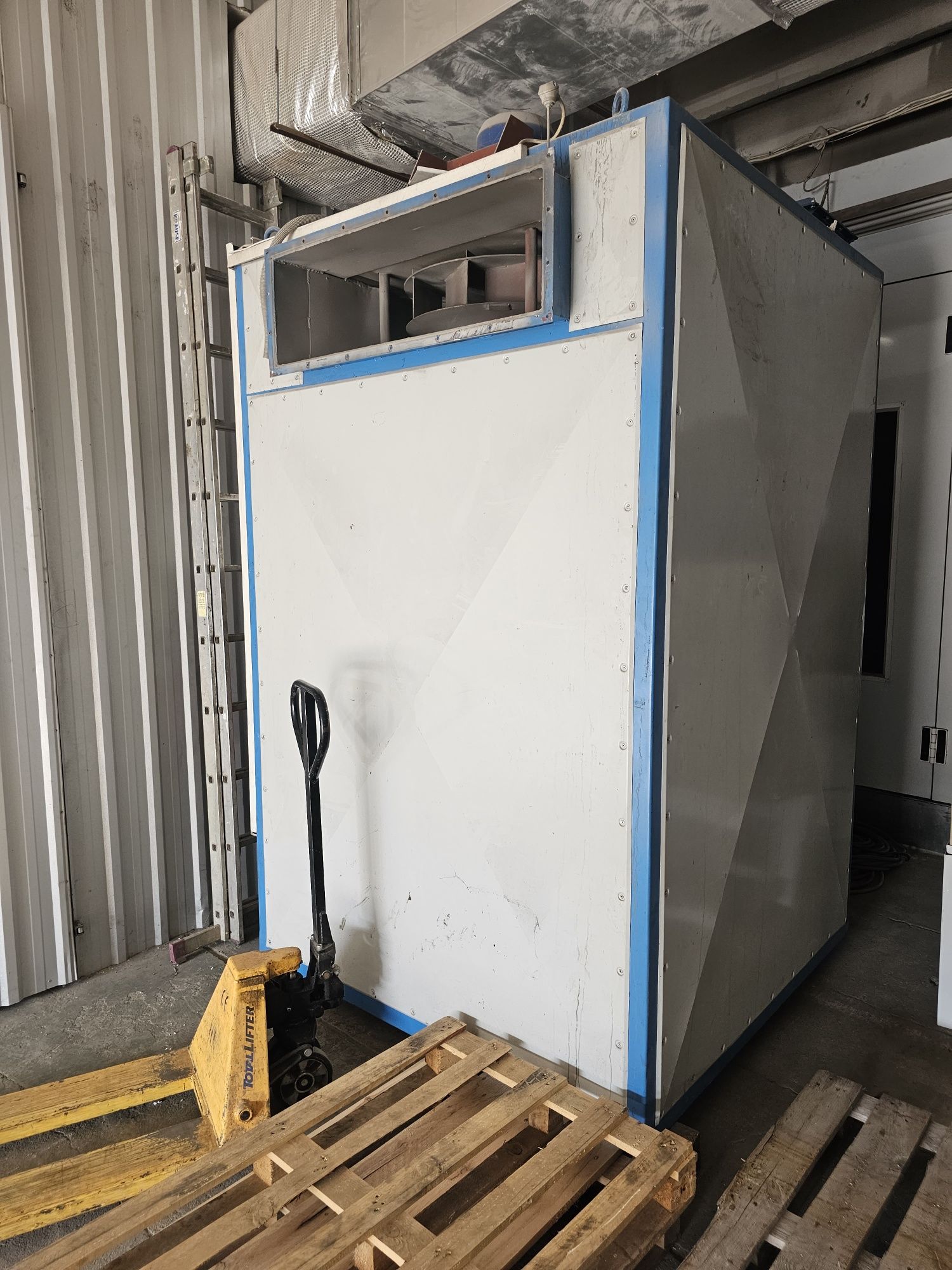 Piec nadmuchowy 120KW Riello z falownikiem Danfoss