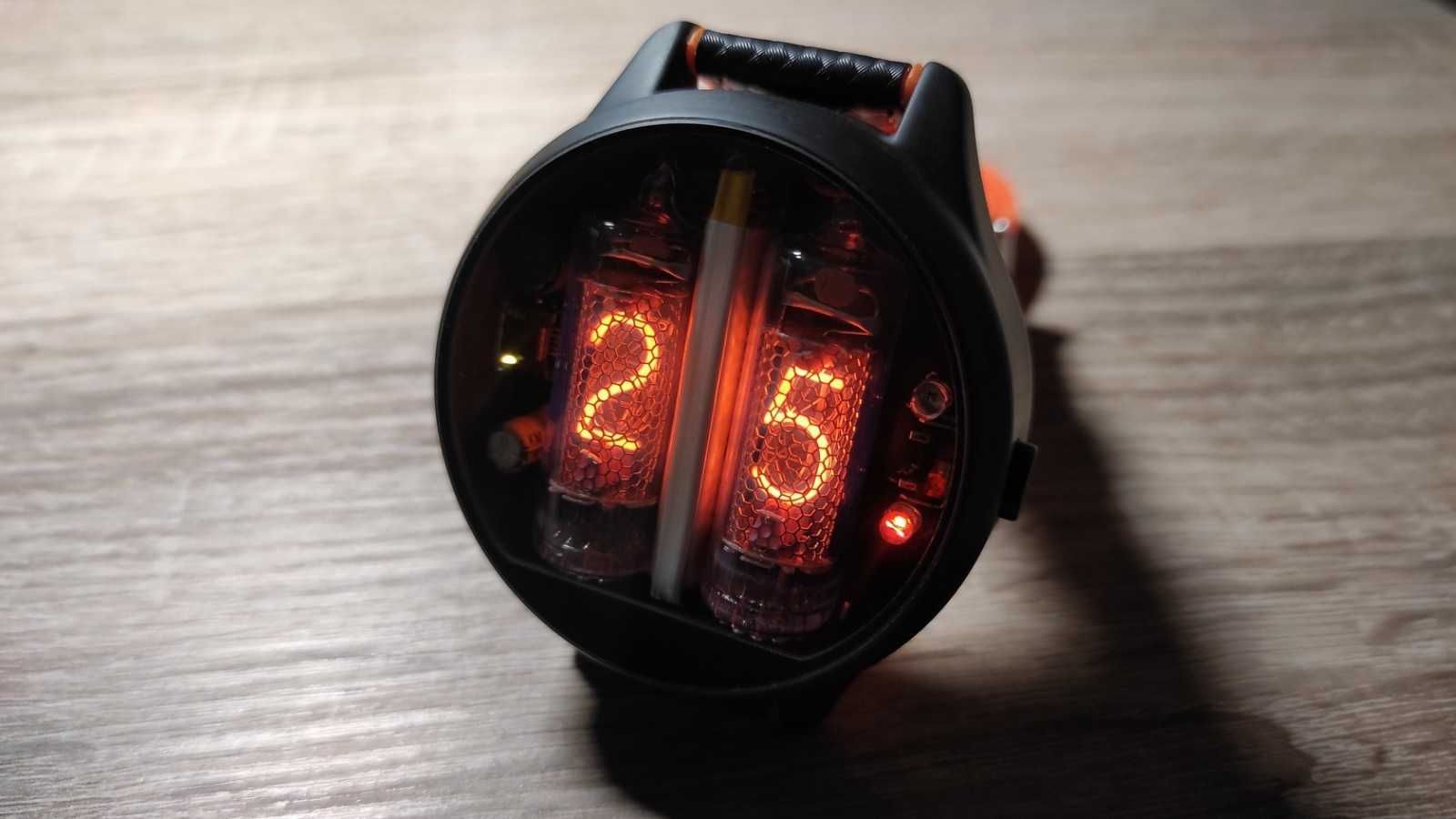 друкована плата для годинника на газорозрядних лампах ИН-16 nixie