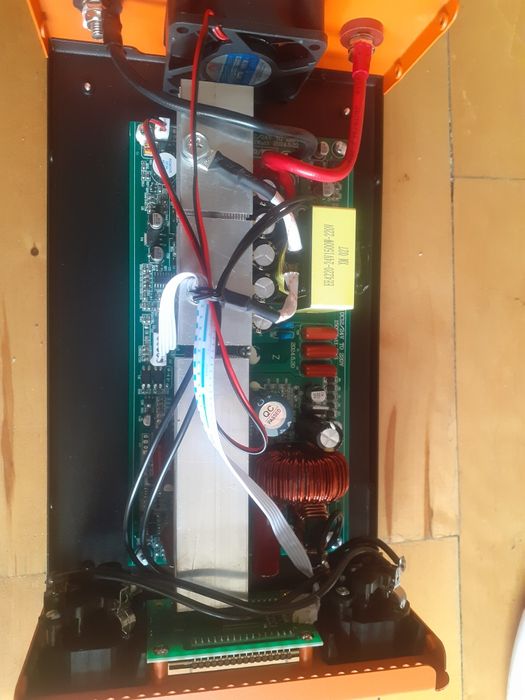 Інвертор HOULI 1500W 24в. - 230в. 50Гц. 3000W Пік!!!